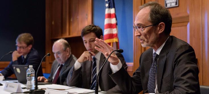 Корупція в пострадянських країнах несе загрозу для Заходу — Гельсінська комісія США