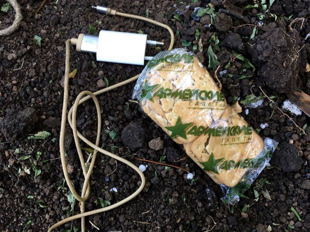 Біля Кам’янки на позиціях бойовиків знайшли російські боєприпаси, харчування та ліки (ФОТО)