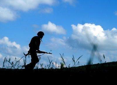 Бойовики обстріляли позиції українських військових у Мар’їнці. Один військовий поранений