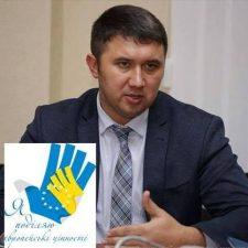 Роман Власенко