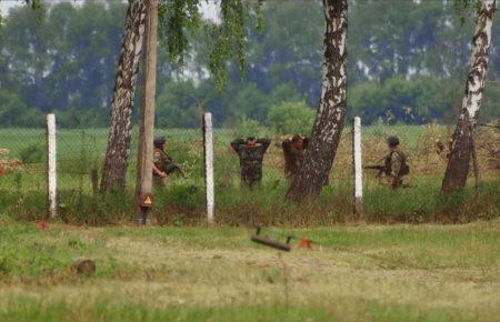 На Житомирщині журналістів затримали за спробу запуску дрона біля об’єкта ЗСУ