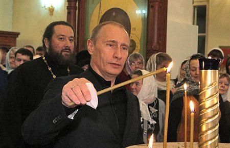 Путін підтримав ідею будувати храми на підприємтсвах Росії