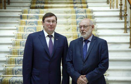 Про що говорив прокурор в Іспанії? (ФОТО)