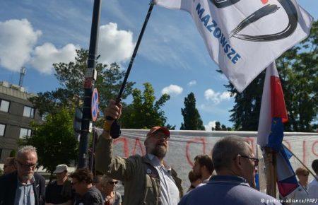 У Польщі затримано понад 30 людей під час мітингу проти судової реформи