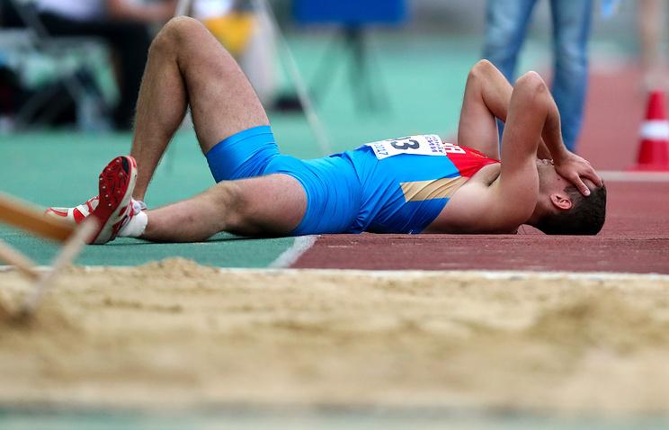 Російським спортсменам заборонили співати гімн Росії у готелях Лондона