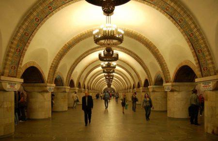 В Київському метро видаватимуть по одному жетону в руки, — прес-служба