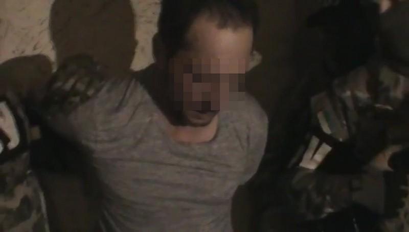 У Києві затримали агента спецслужб РФ. Йому повідомили про підозру у держзраді (ФОТО)