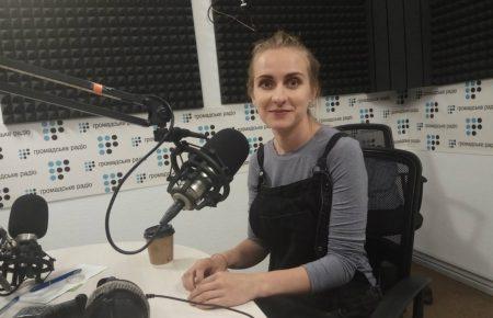 Адміністрації президента слід припинити писати законопроекти за зачиненими дверима,— Дворецька