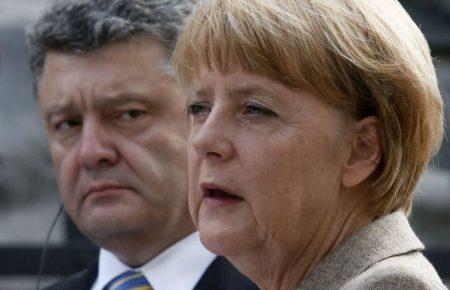 Про що Порошенко розмовляв з Меркель по телефону?