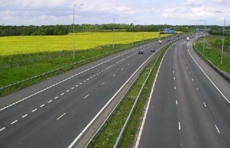 «Укравтодор» планує побудувати першу в Україні платну дорогу