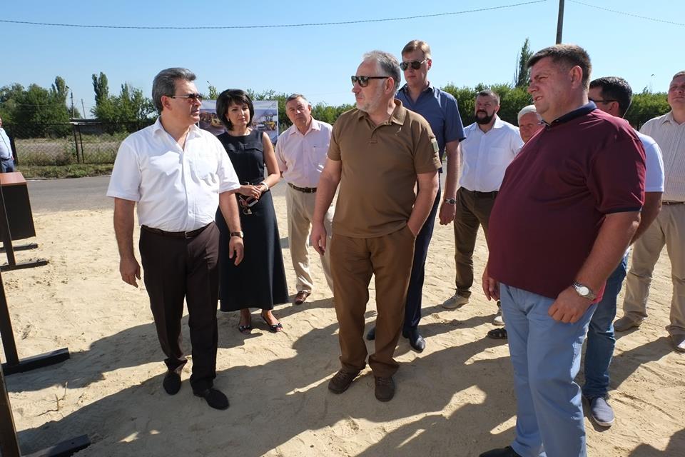 Ціль — до кінця жовтня прибрати усі стихійні звалища півночі Донеччини, — Жебрівський (ВІДЕО)