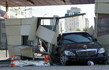 У Харкові внаслідок ДТП на автобусній зупинці загинув чоловік