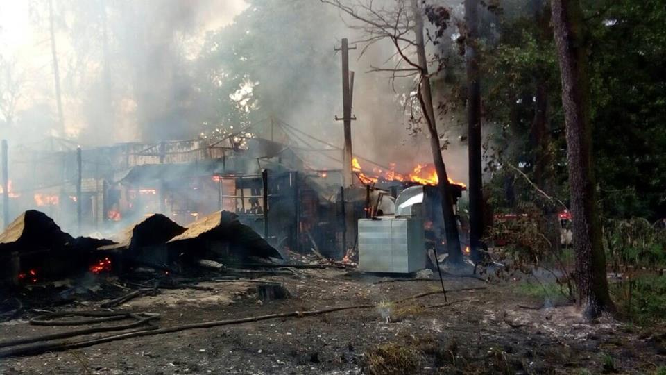 У столичному парку Пушкіна горить ресторан «Шам»(ФОТО)