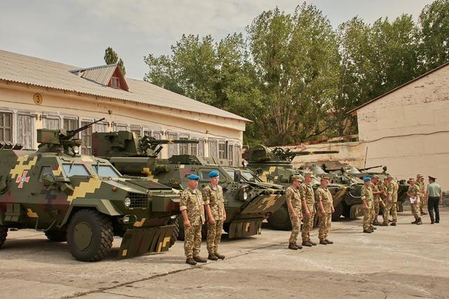 Нова техніка з виставки до Дня Незалежності вирушить в зону АТО (ВІДЕО)