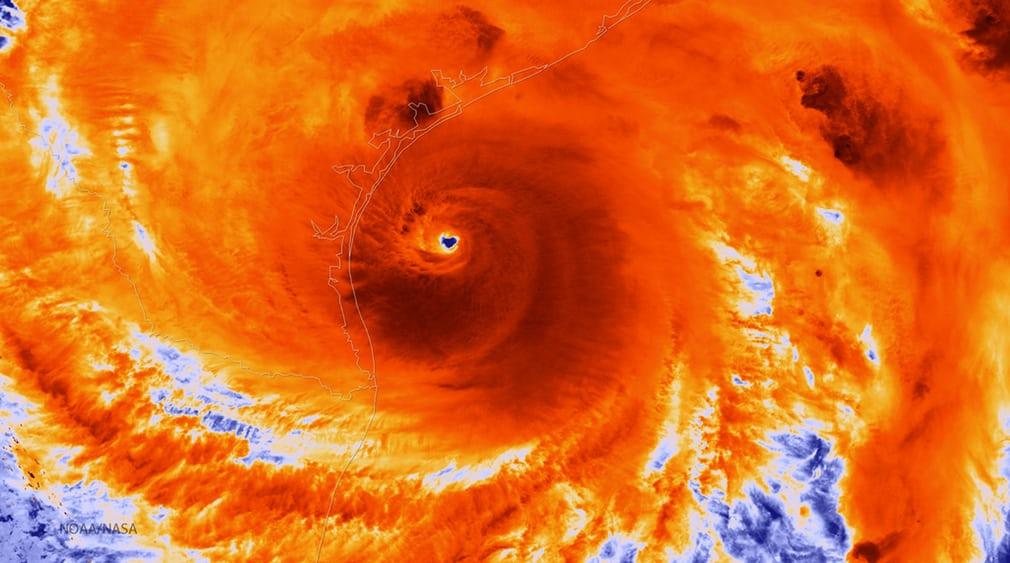 Ураган "Харві": жителі Техасу публікують наслідки стихійного лиха (ФОТО, ВІДЕО)