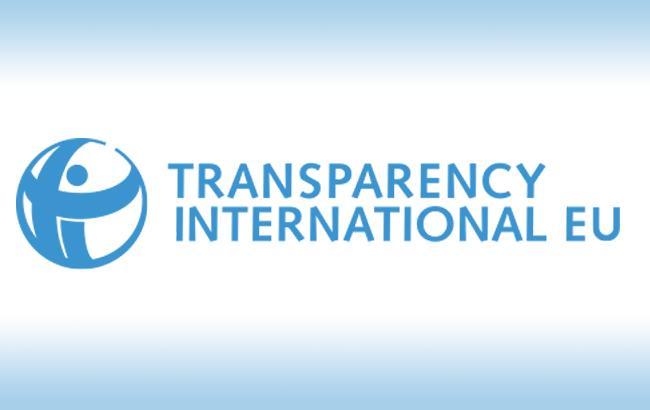 Transparency заявляє про посилення тиску на українських антикорупціонерів
