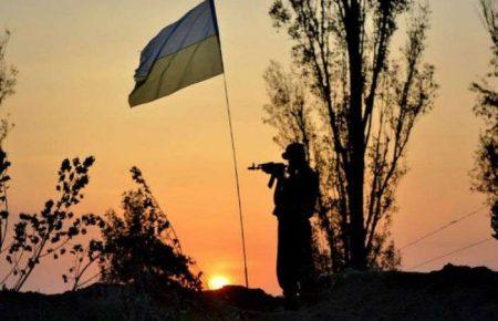 Доба на Донбасі: двоє українських військових отримали поранення