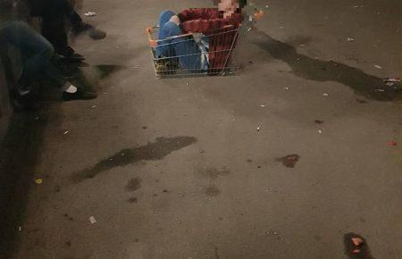 «Еліто,  візьміть в руки себе». Патрульний показав, яким безладом закінчилася посвята студентів у КПІ