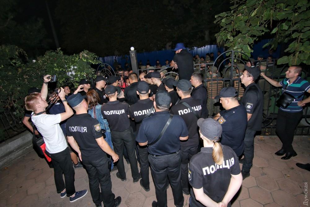 Через сутички під судом у Чорноморську постраждали 35 правоохоронців