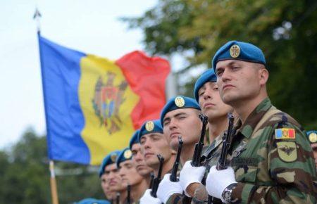 Уряд Молдови шукає можливість відправити військових на навчання до України попри заборону Додона