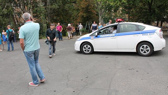 В Донецьку вибух, місце оточили бойовики