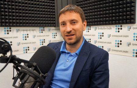 Финансировать «Доступное жилье» можно, забрав выплаты у трудоспособных переселенцев, — Калинин