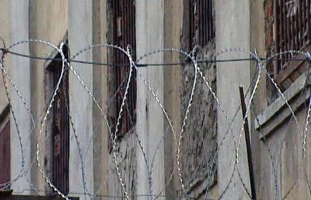 Третього підозрюваного в замаху на Михайлика суд також відправив під варту