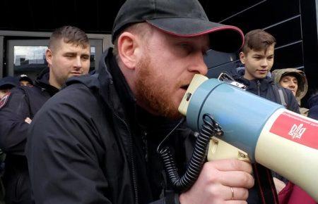 У Львові члени організації ОУН блокують концерт Сергія Бабкіна (ФОТО, ВІДЕО)