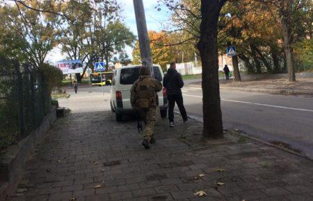 СБУ обшукує у Львові квартири активістів «Автономного опору» (ФОТО)