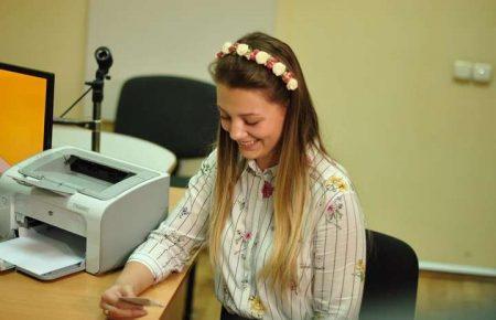 В Україні видали мільйонний ID-паспорт (ВІДЕО)