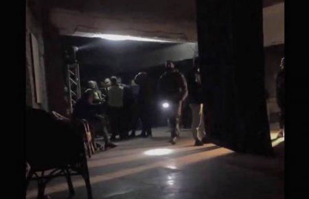 Облава в Jugendhub: зв’язку із затриманими немає (ОНОВЛЮЄТЬСЯ)