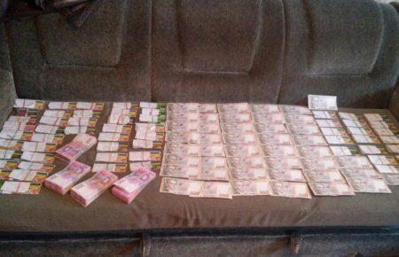 СБУ заявляє про викриття схеми фінансування бойовиків з ОРЛО (ФОТО)