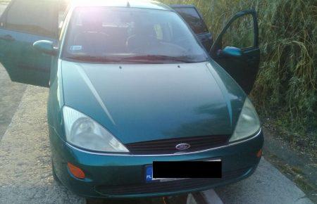 Прикордонники затримали авто, яке їхало на неконтрольовану територію. Що перевозив водій? (ФОТО)