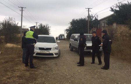 В Криму обшуки, двох чоловіків відвезли в невідомому напрямку (ВІДЕО)