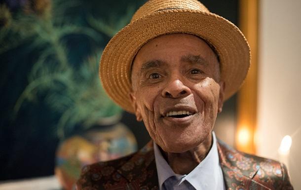 Легенда джазу — співак Джон Хендрікс помер у США (ВІДЕО)