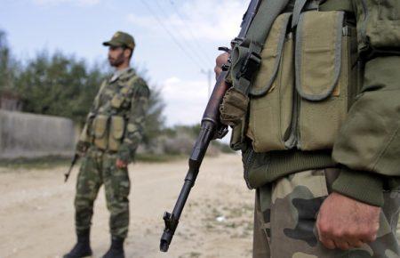 На єгипетському курорті впала і вибухнула ракета, є поранені