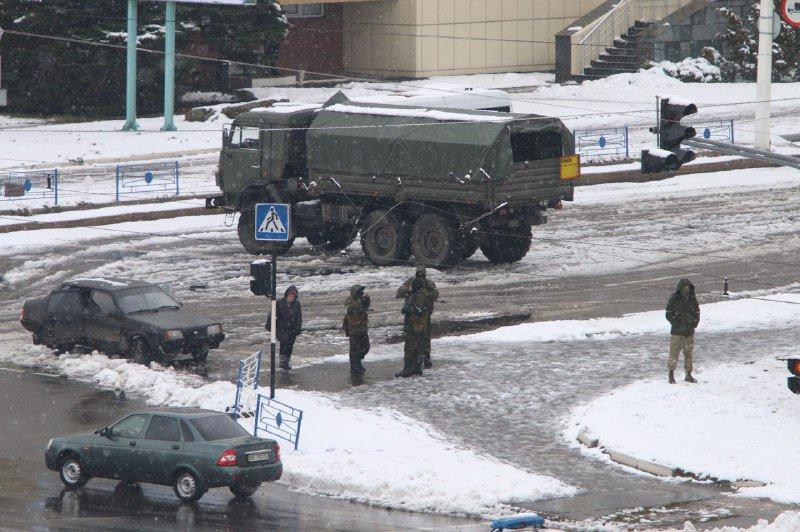 В «ЛНР» очікують на прибуття так званого «гумконвою» з Росії