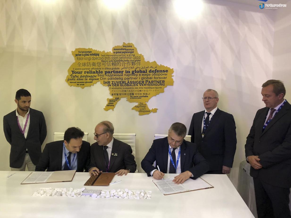 Американська компанія інвестує у виробництво українських літаків  Ан-74 150 мільйонів доларів