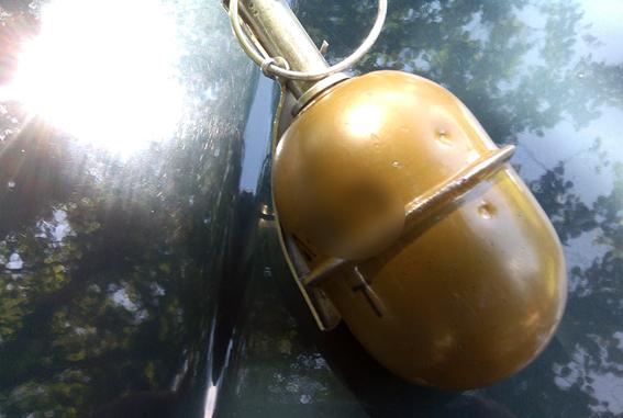 На Донеччині притягують до відповідальності шестеро людей за «незаконне поводження зі зброєю»