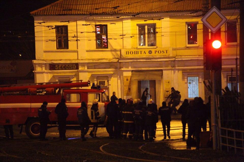 Чоловіка, який захопив відділення пошти в Харкові, затримали