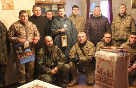 Пластуни передали Вифлеємський вогонь до зони АТО (ФОТО)