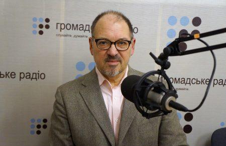 Не мінський процес, а процес у голові Путіна є єдиним джерелом вирішення конфлікту, - Каратницький