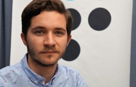 Люди не готові йти на компроміси, а влада намагається підрихтувати стару систему, — політолог