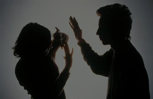 Щороку Україна витрачає майже 209 млн доларів через наслідки насильства щодо жінок. Дослідження