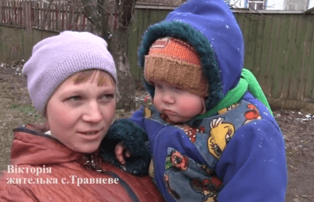 Все, що потрібно дитині, все привозили, - жителька Травневого про військових (ВІДЕО)