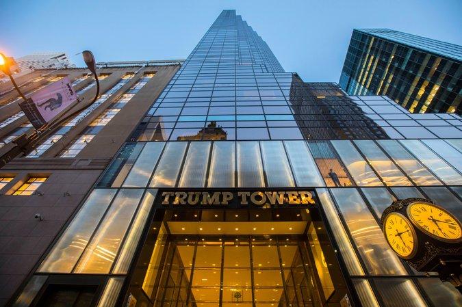 Анонім повідомив про терористів-смертників в хмарочосі Trump Tower в Нью-Йорку