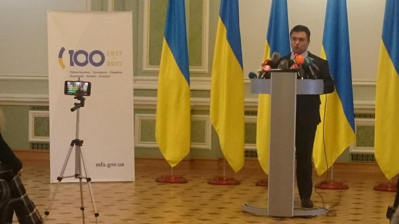 Клімкін: ведуться переговори про скасування візового режиму з більше, ніж 20 країнами