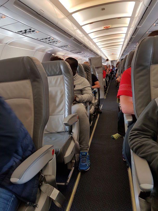 Другу добу понад 200 громадян України не можуть вилетіти з Єгипту