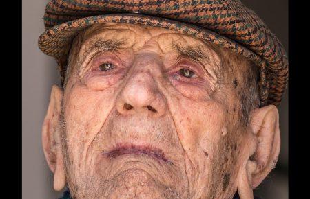 Найстаріший чоловік у світі помер у віці 113 років