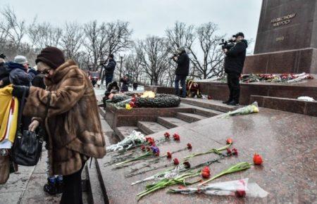 В Одесі сталася перепалка між проросійськими та українськими активістами через святкування 23 лютого (ВІДЕО)